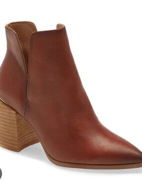 Steve Madden Kaylah Cognac Leather Pointed Ankle Booties with Block Heel. 9M